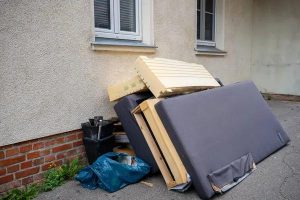 Choosing the right junk removal glendora for your project